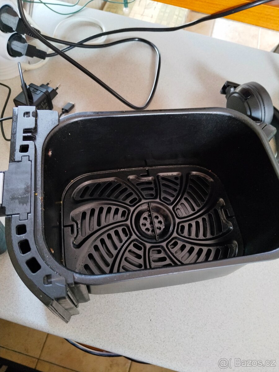 Horkovzdušná fritéza Masterpro Duo 900 - 3