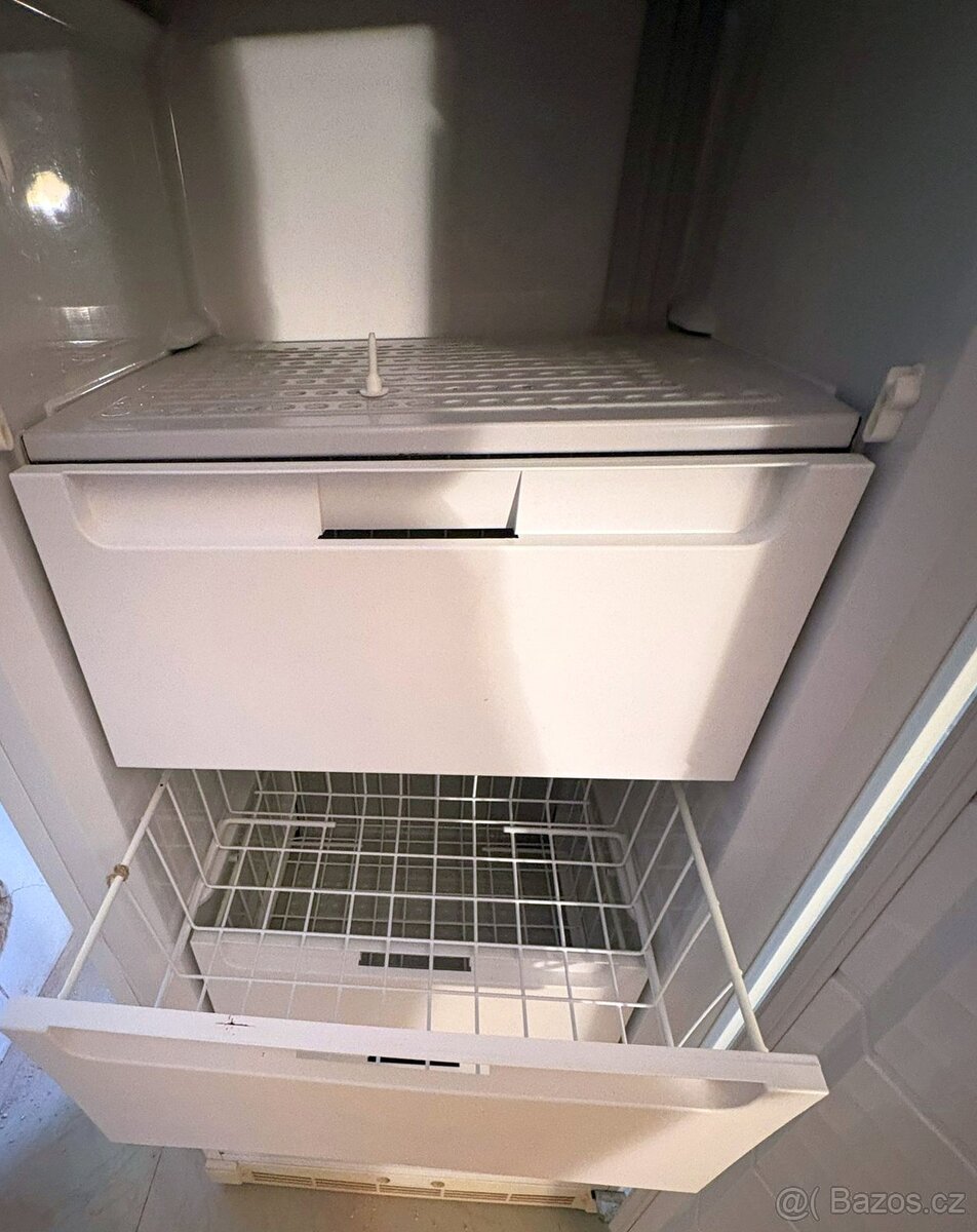 Zachovalá mraznička - 3