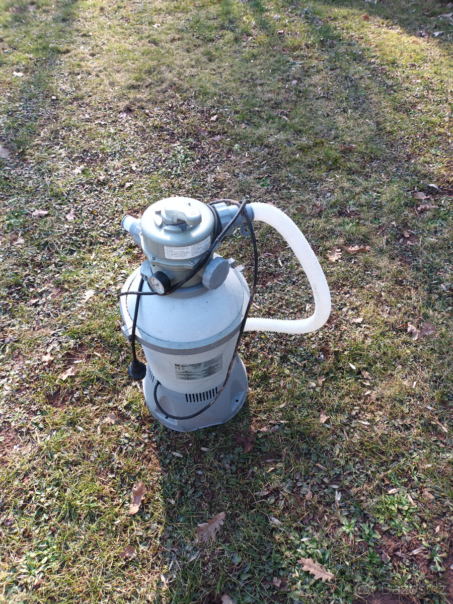 PRODÁM PÍSKOVOU FILTRACI LEVNĚ - 3