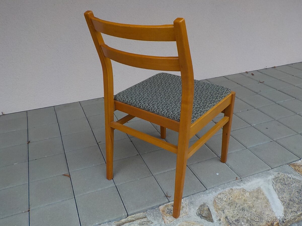 Prodám 4 dřevěné polstrované židle - 3