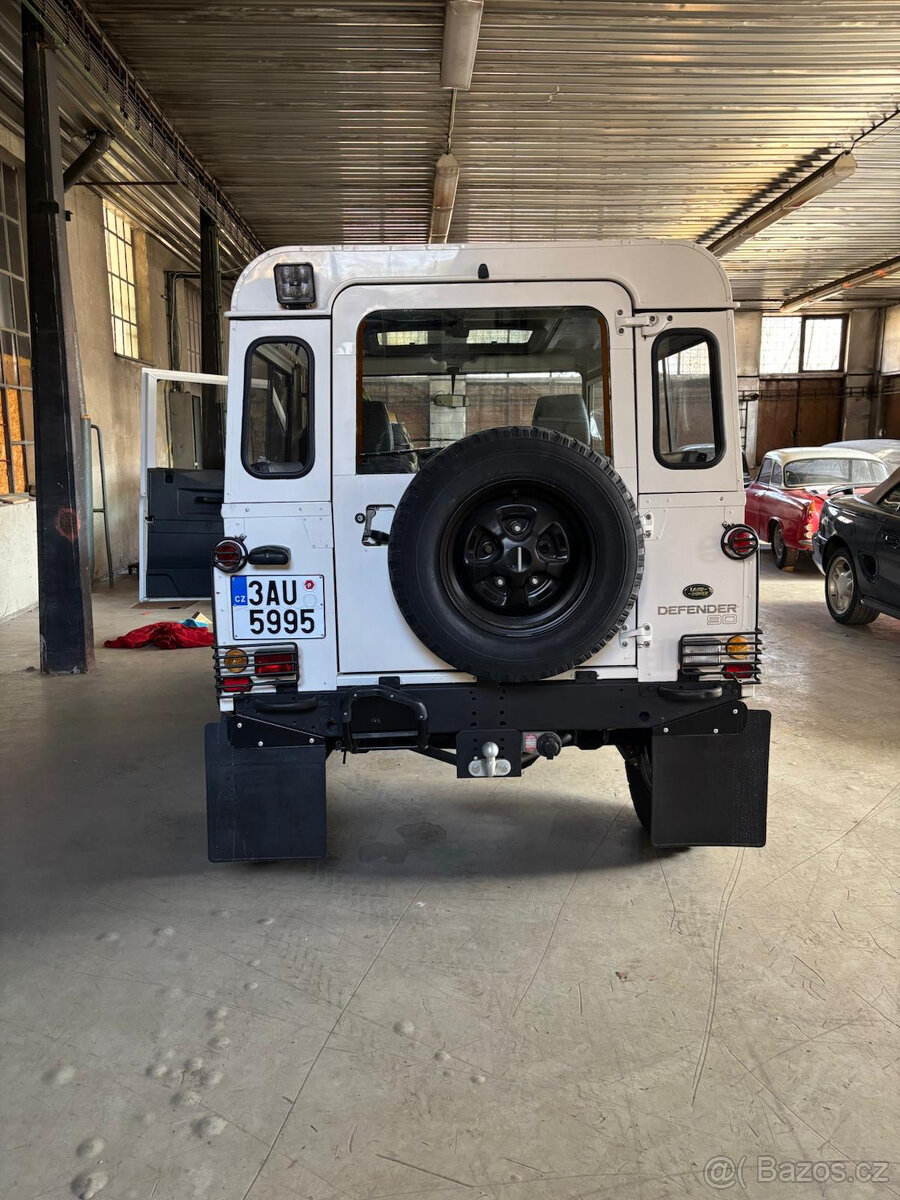 LAND ROVER DEFENDER 90 TD