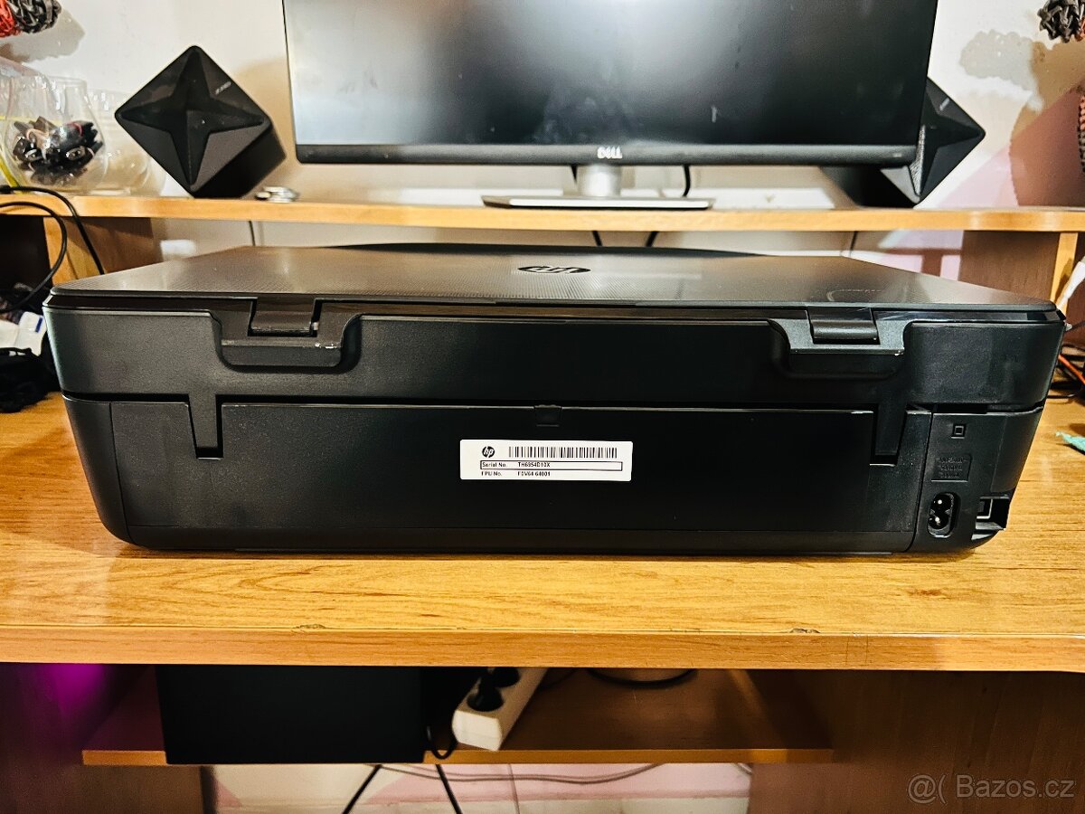 HP DeskJet - 3