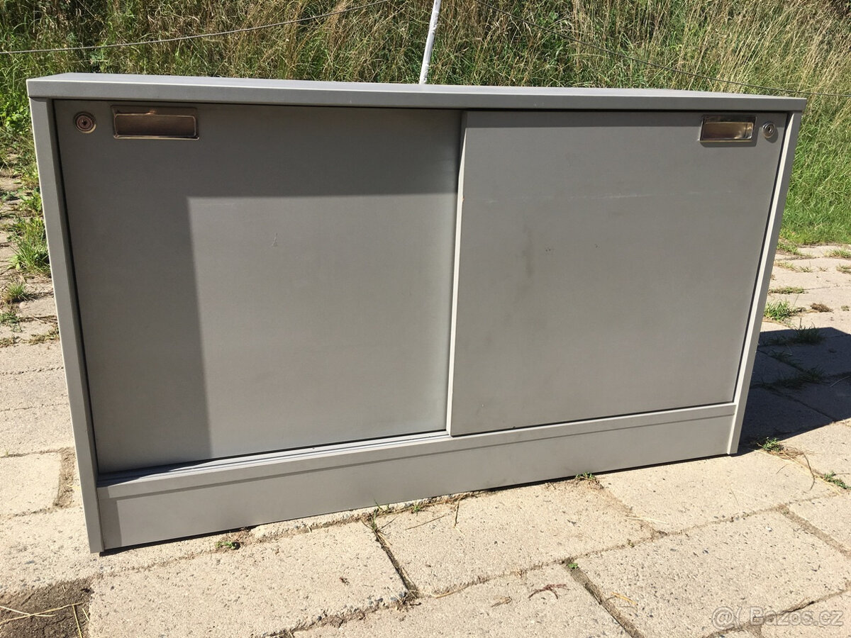 Skříňky a stůl do kanceláře, dětského/studentského pokoje - 3