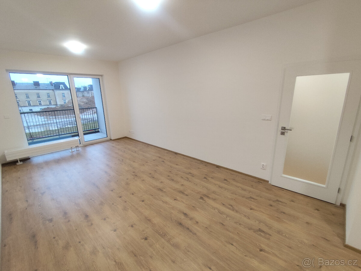 Pronájem bytu 2+kk 60 m² Císařského pluku, Opava - Předměstí - 3