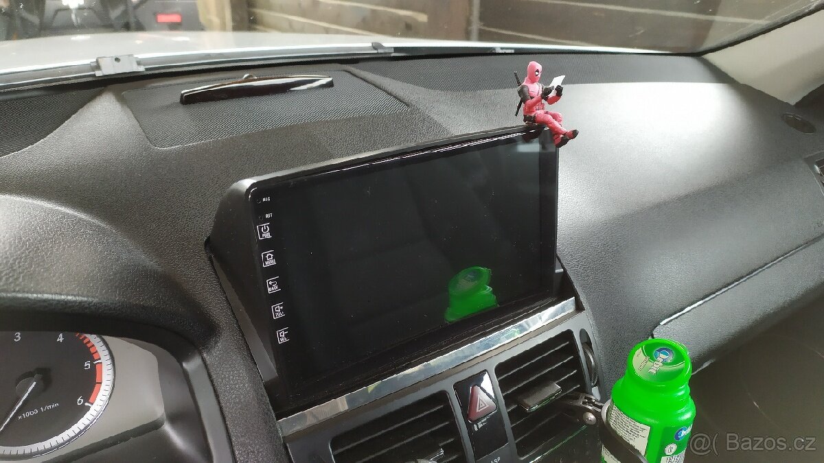 Prodám android rádio Mercedes C/W204 - 3