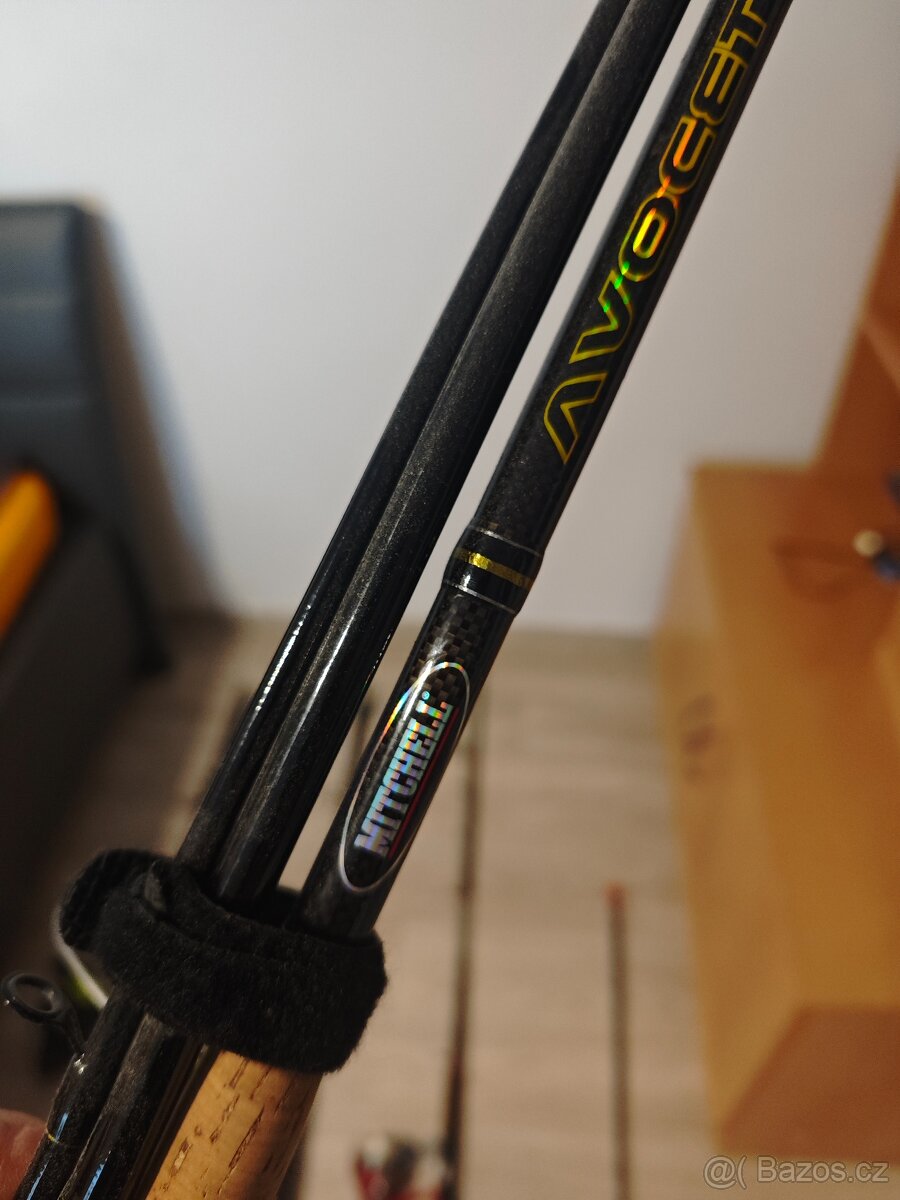 Rybářské vybavení plus pruty a navijáky. - 3