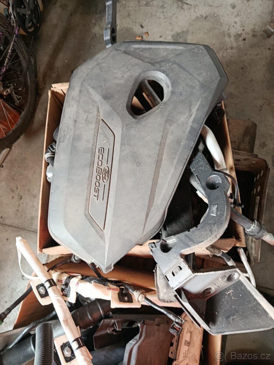 Díly na Ford Focus 1.6ecoboost - 3