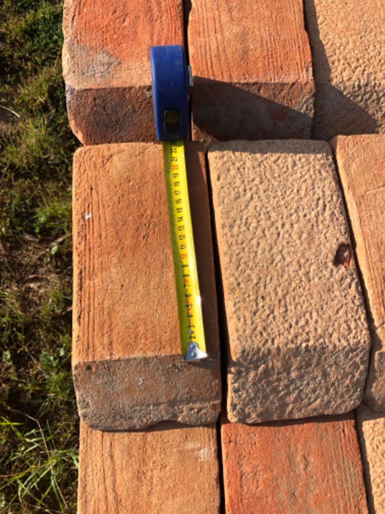 Římsové režné cihly - 3