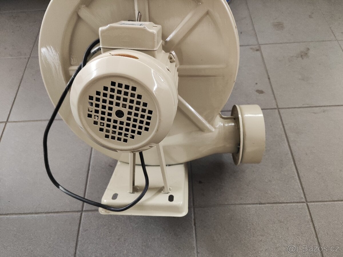 Odsavač par 1100W / 230V - 3