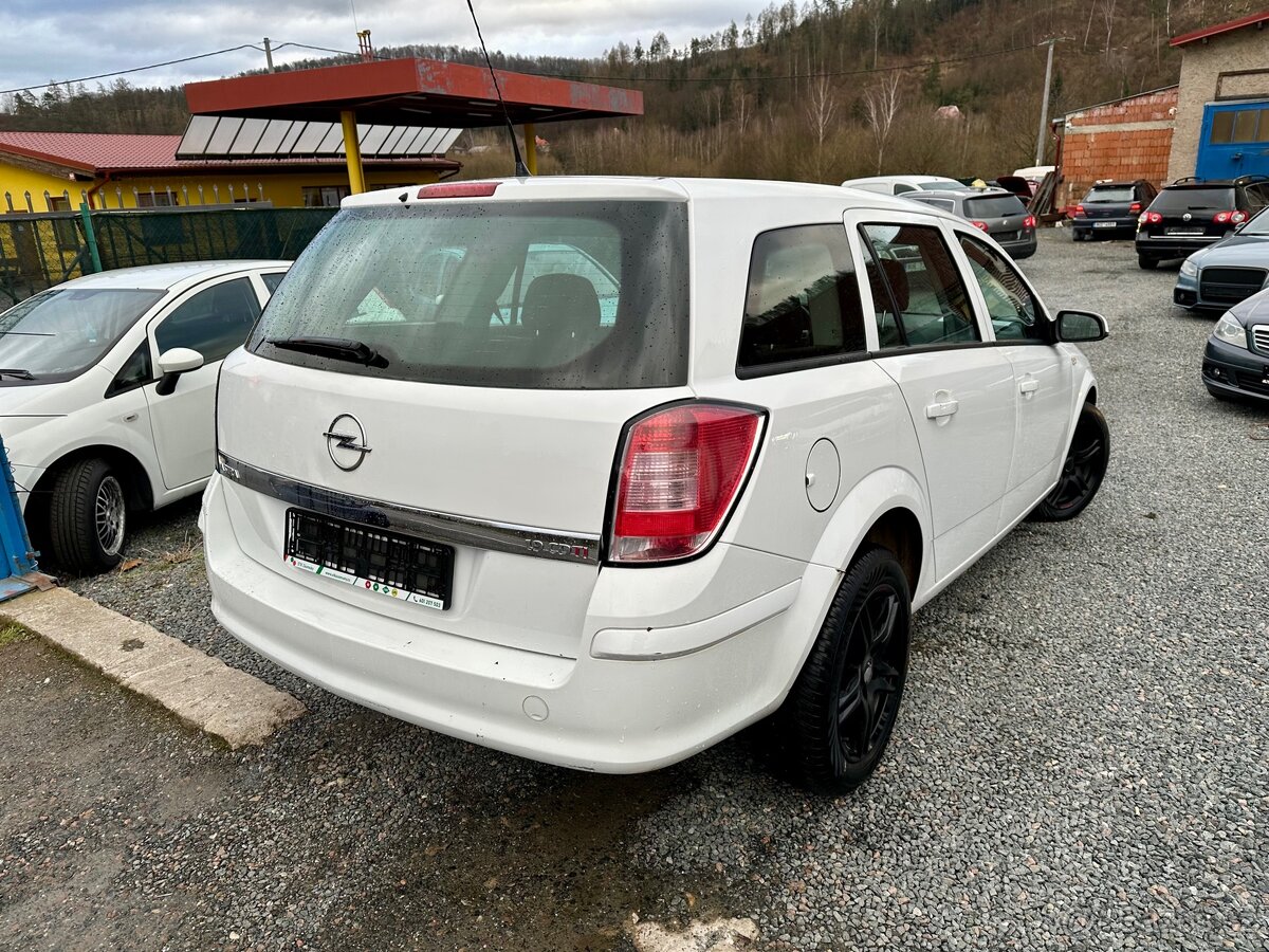 Opel Astra Combi 1.9cdti 110kw - 3