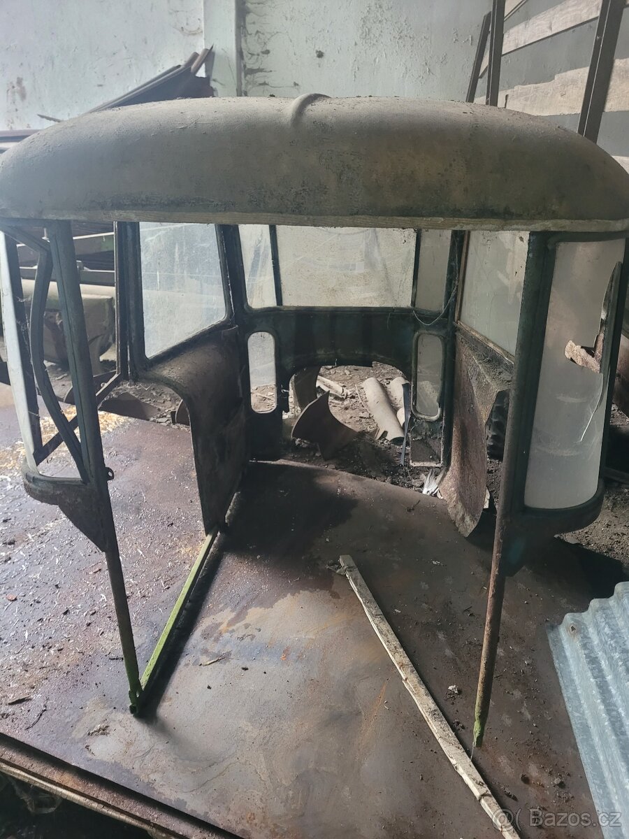 Kabina na zetor 3011 - 3