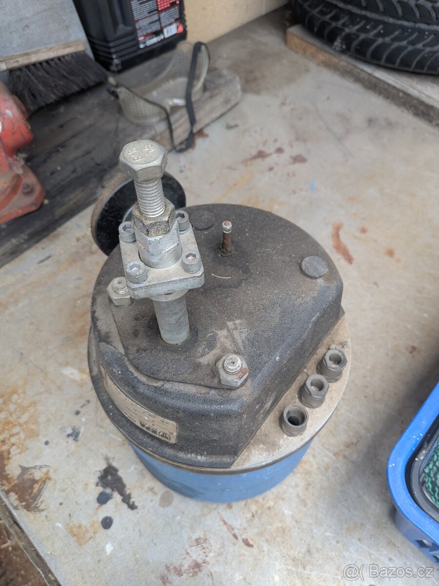 ZPA Servomotor elektrický táhlový 8000 N - 3