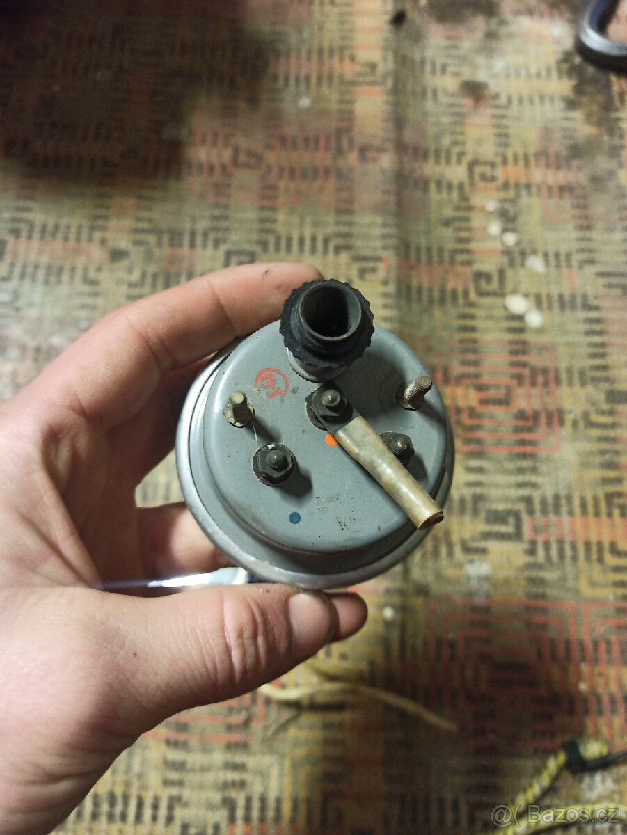 Automobilové budíky - 3