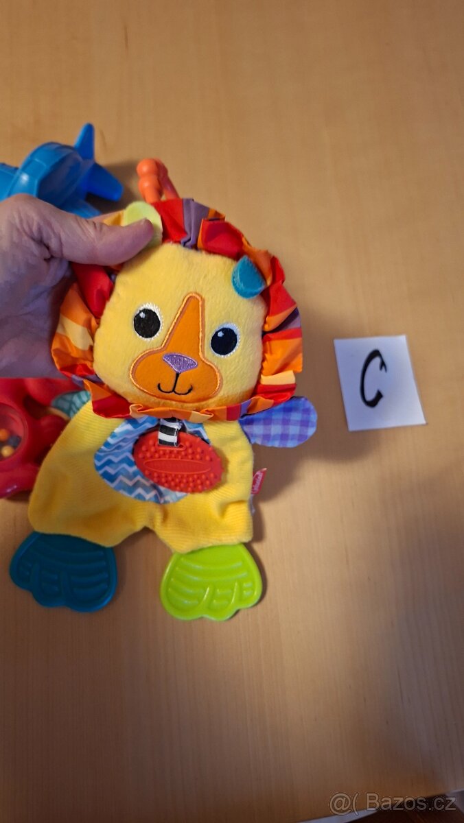 Sada C - chrastítko, kousátko, lvíček. - 3