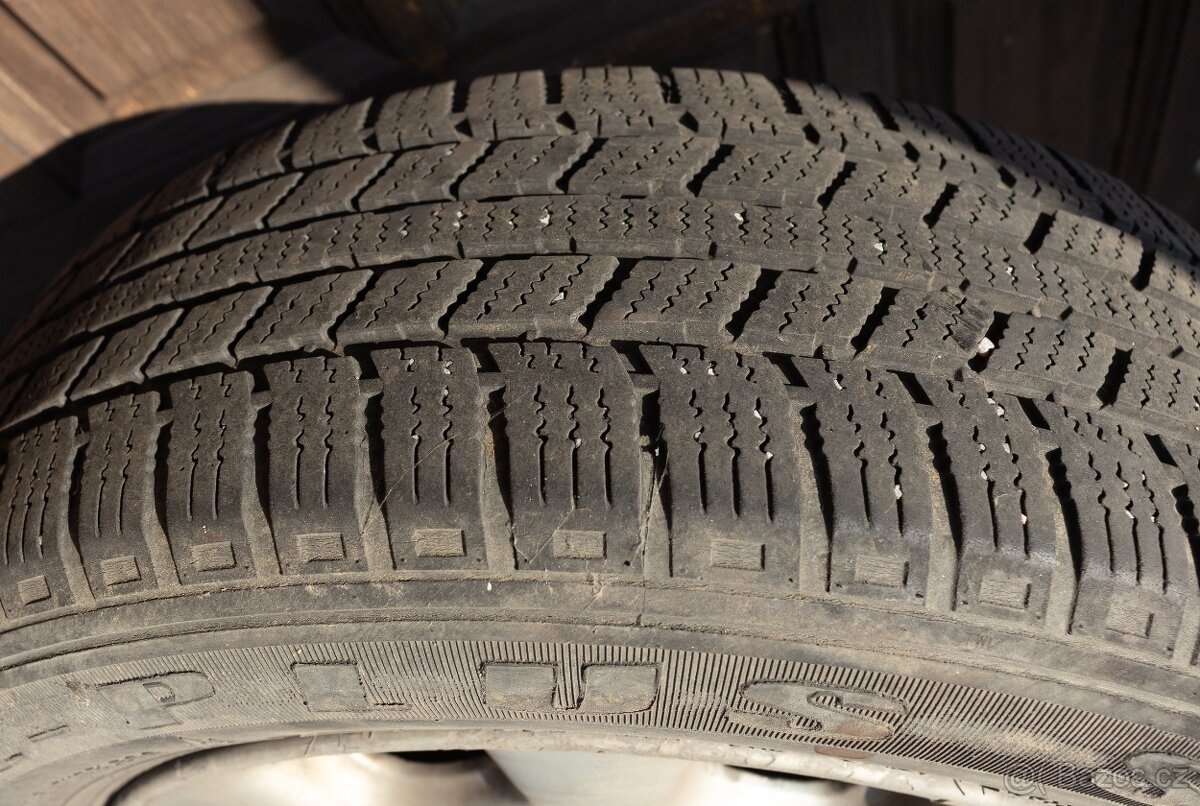 Pneu 185/65 R15 - 3