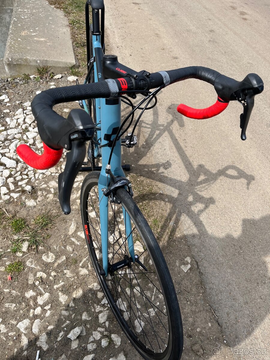 Silniční kolo Cube - 3