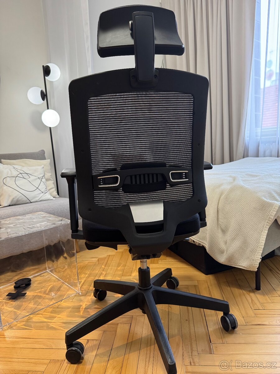 Kancelářská ergonomická židle - 3