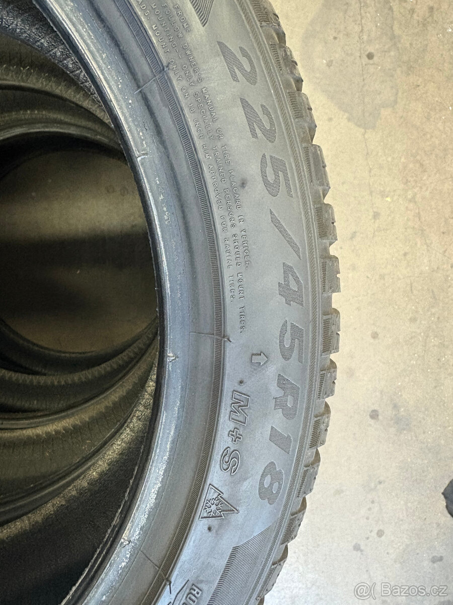 Maxxis Premitra 225/45 R18 - 3