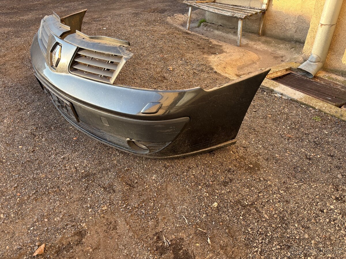 Renault espace 4 přední nárazník a výztuha - 3