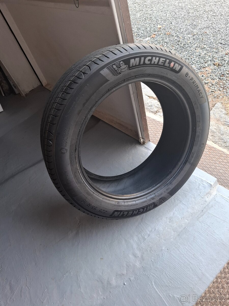Michelin 225/50/R19 103V - 3