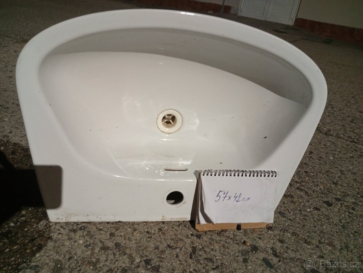 Umyvadla, bidety a WC - 3