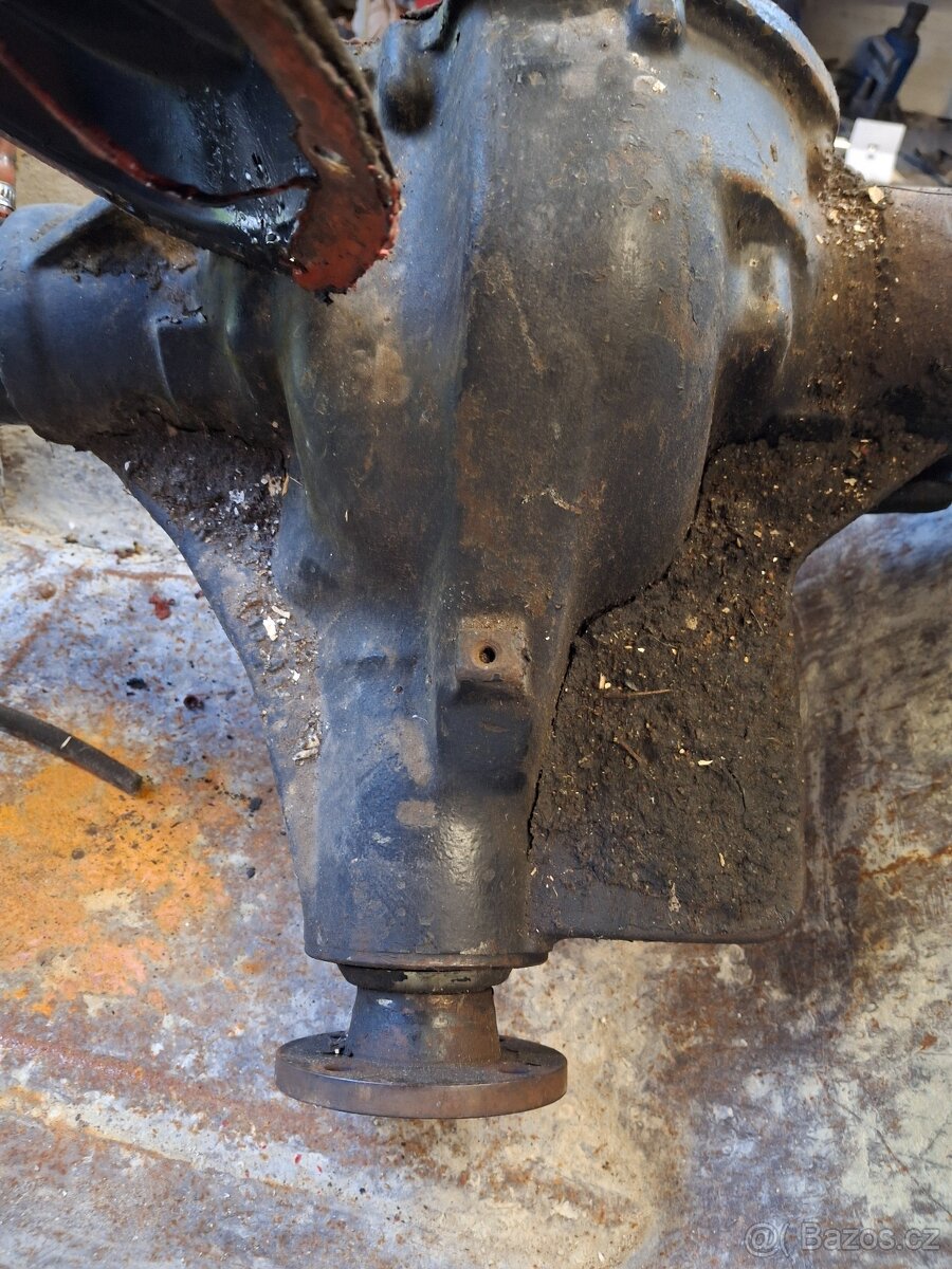 Díly náprav nissan patrol k160/260