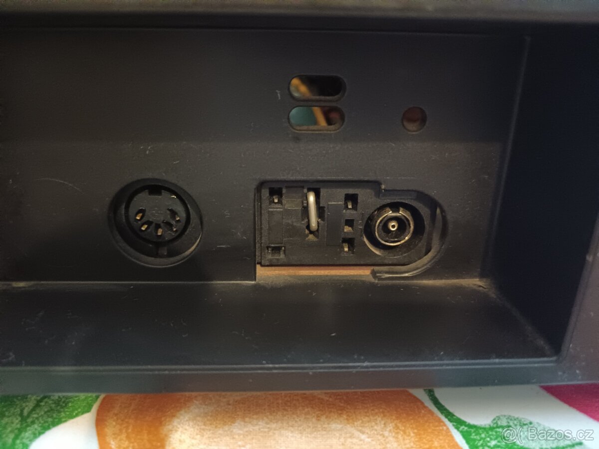 Grundig T 1000 Stereo Tuner - 3