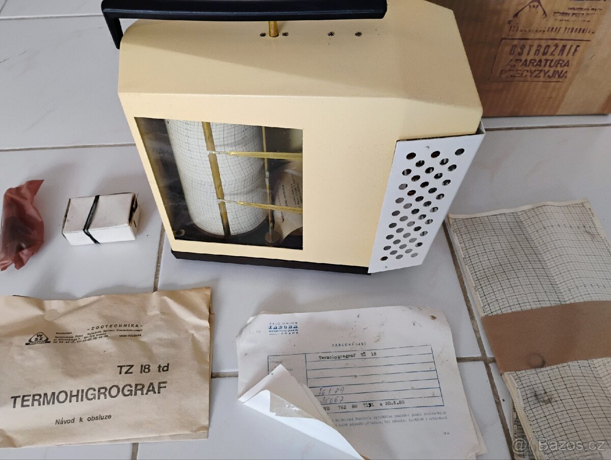 Retro přístroj - 3