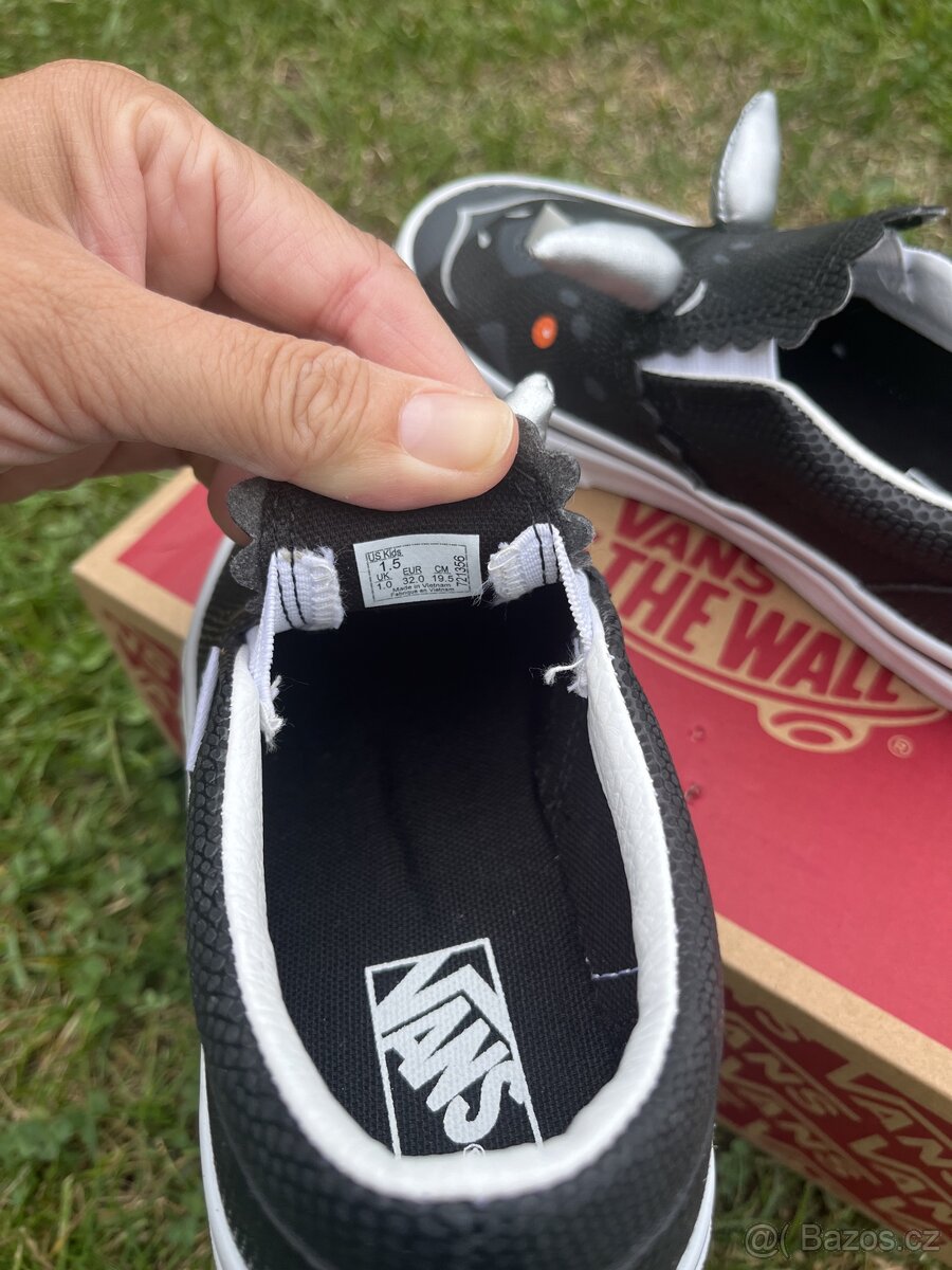 Nové Vans 32, 450,-Kč - 3