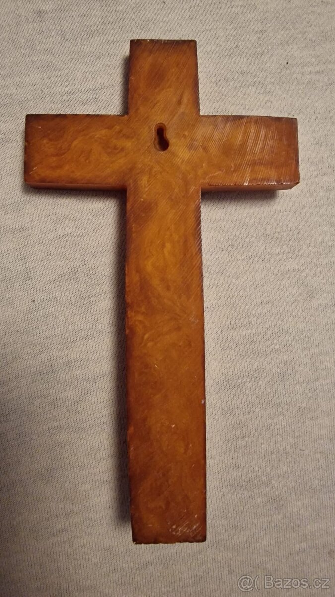 Ježíš na bakelitovém kříži - 3