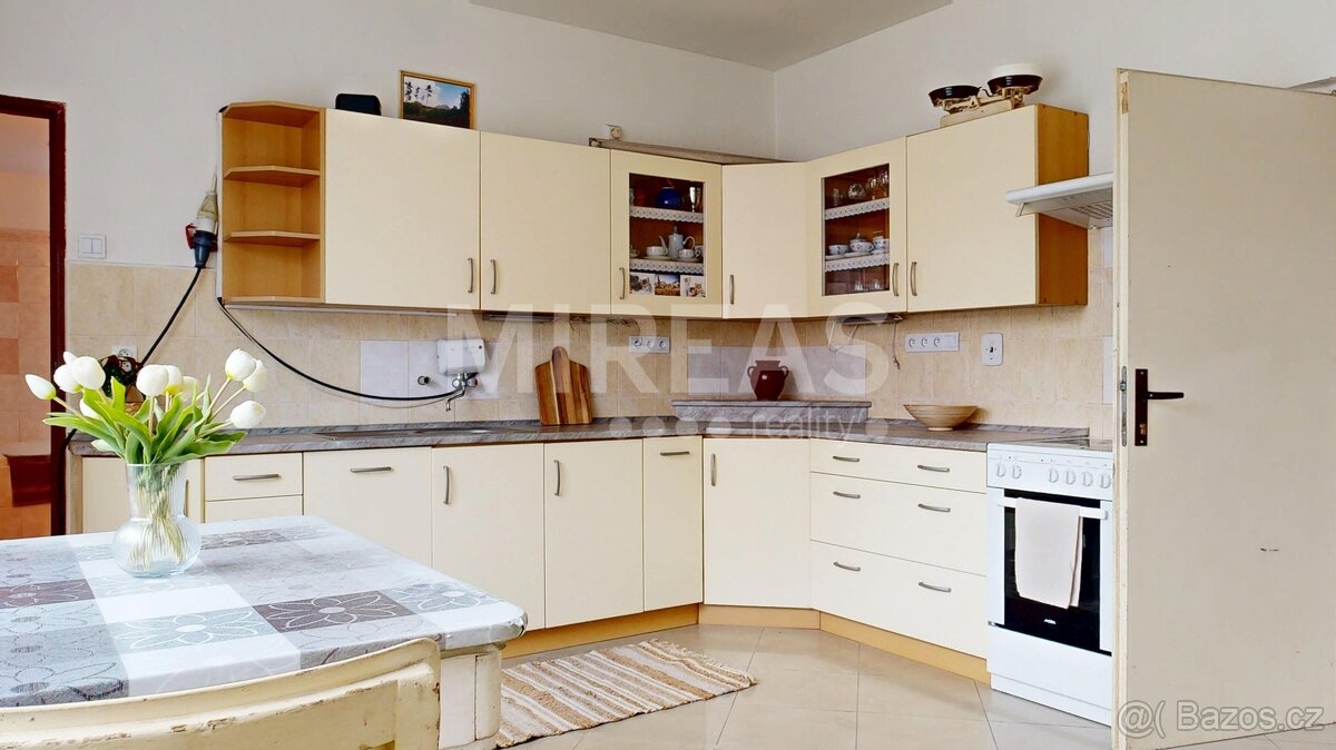 Bělá pod Bezdězem, prodej rodinného domu 5+kk, 160 m2, na po - 3