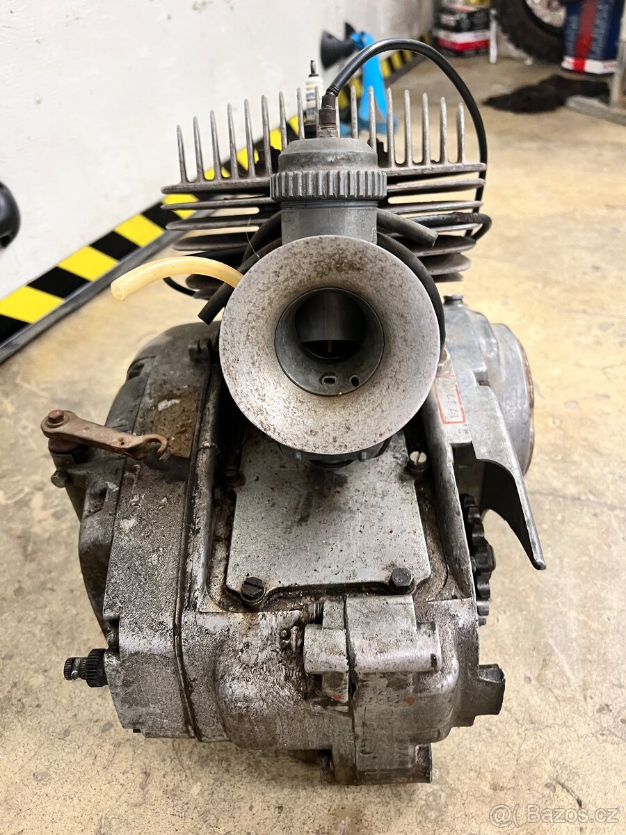 Motor čz 125/984 - 3
