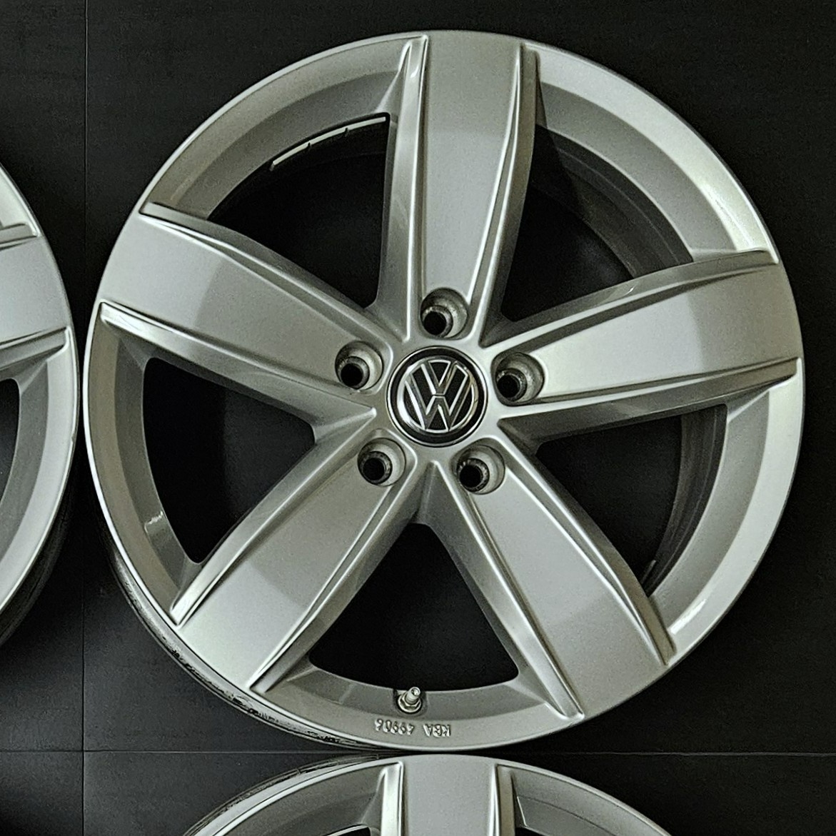 Originální ALU disky VW 6,5Jx17 ET38 A019A - 3