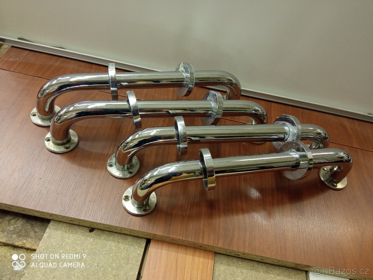 Koupelnové madlo - 3