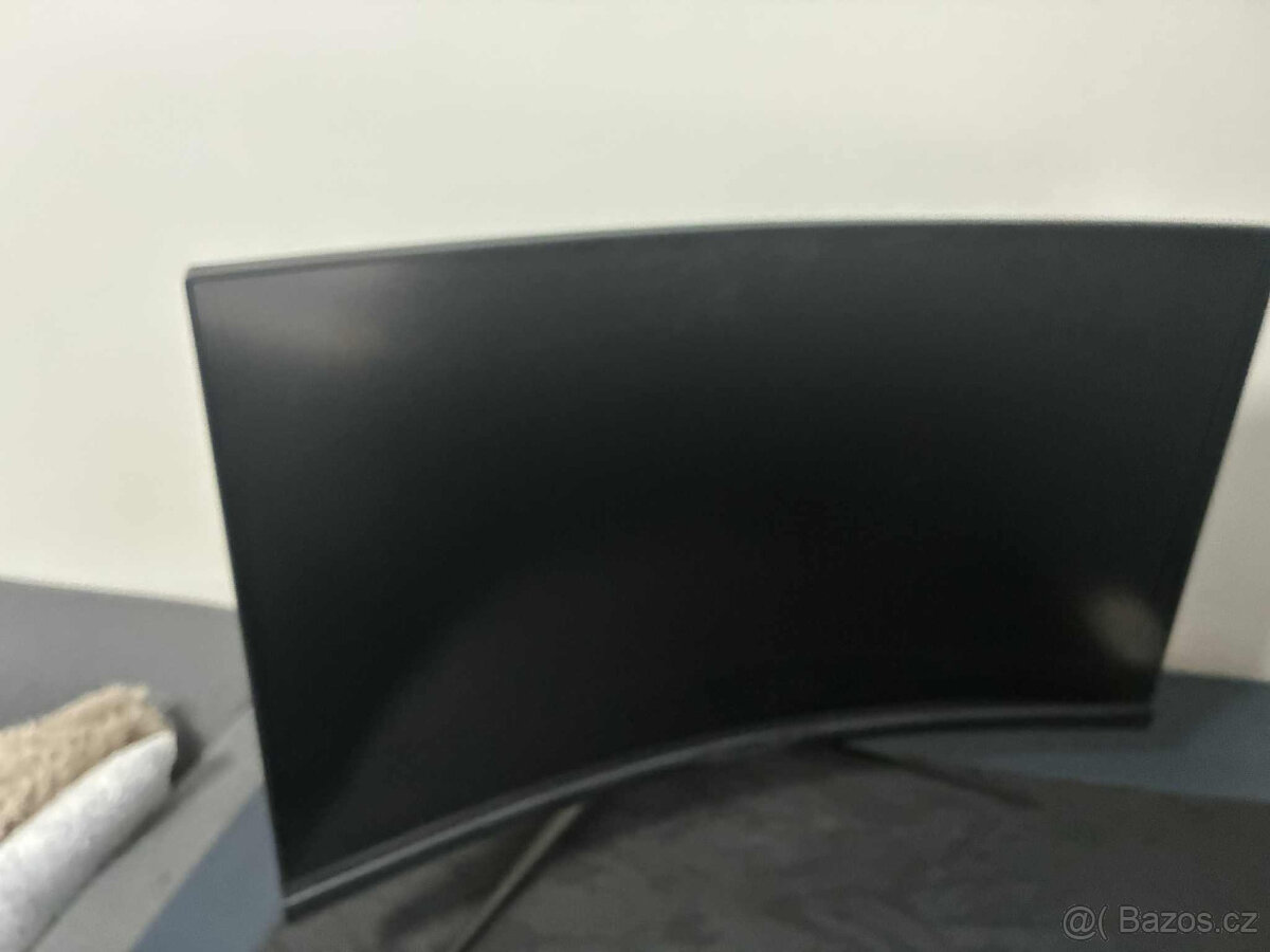 Herní LED monitor MSI G322C 31,5 " - 3