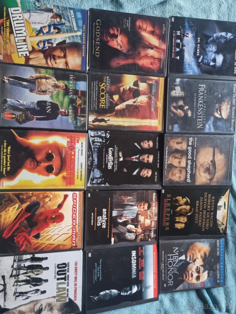 Přes 400 original DVD - 3