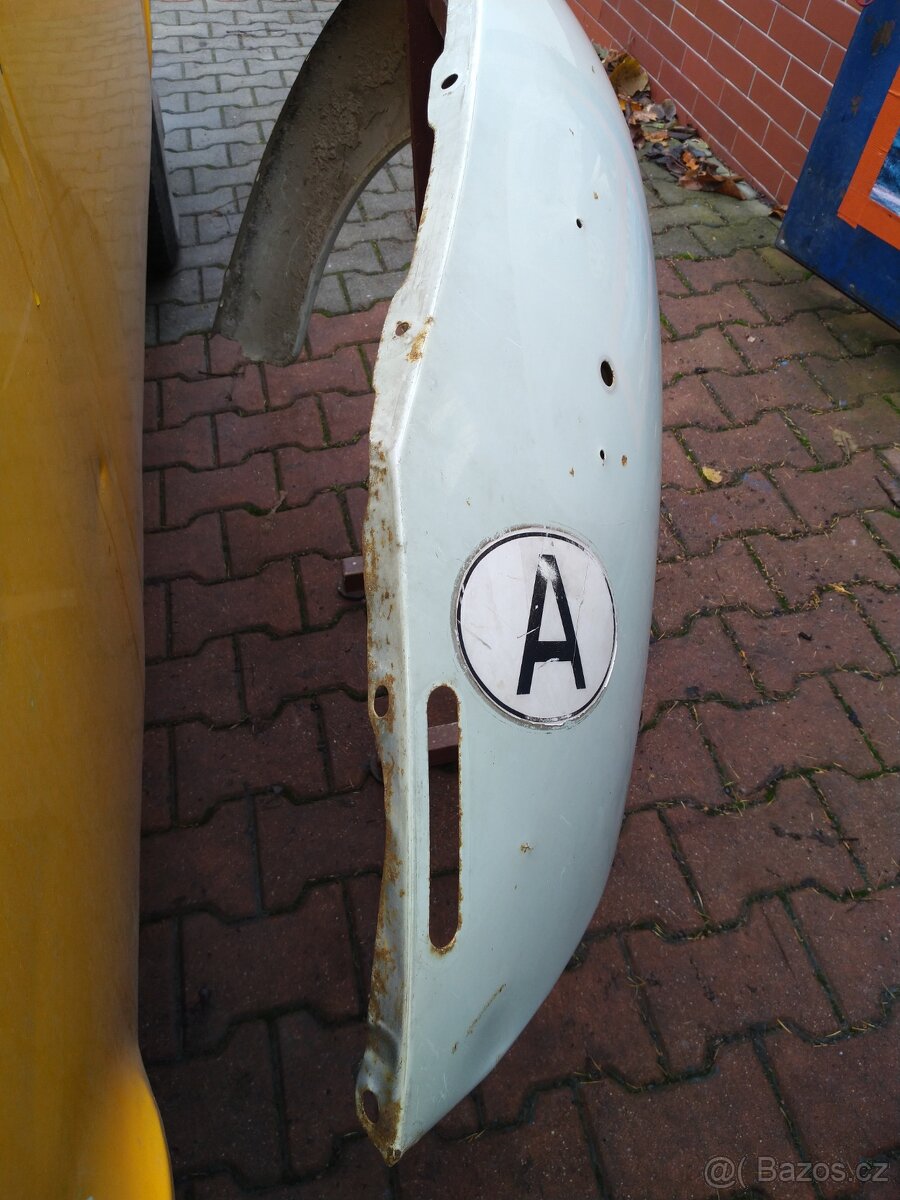 Prodám blatník na VW brouk - 3