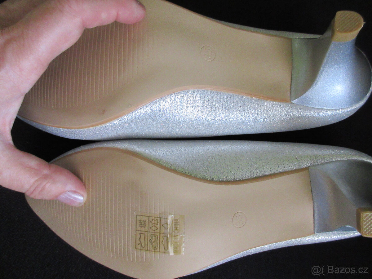 Stříbrné lodičky vel. 38. - 3