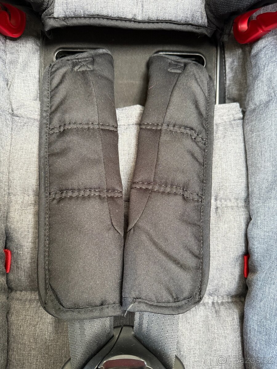 Axkid KidZone – protisměrná autosedačka - 3