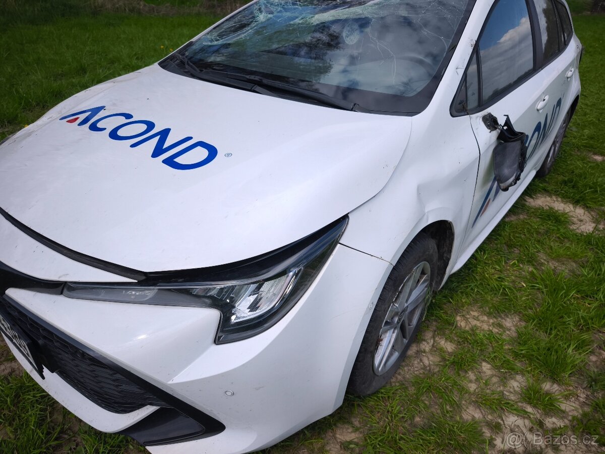 Toyota Corolla 10/2021 - 3