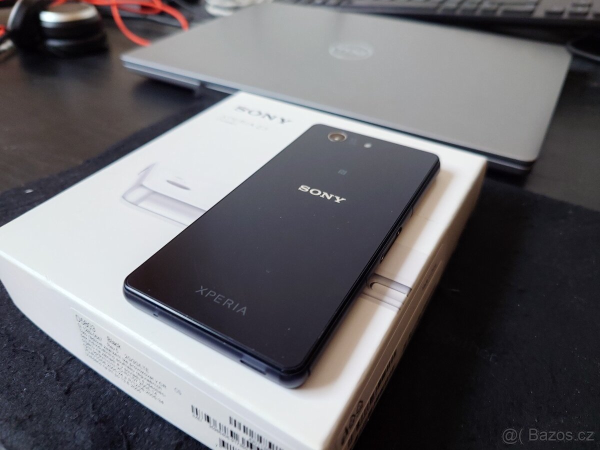 Sony Xperia Z3 Compact Black - 3