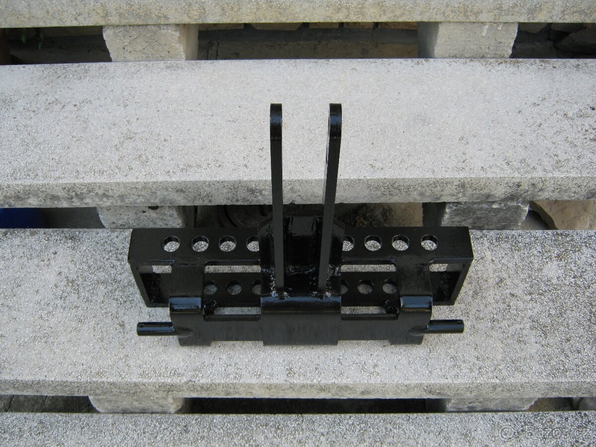 ZAVES NA MALOTRAKTOR - 3