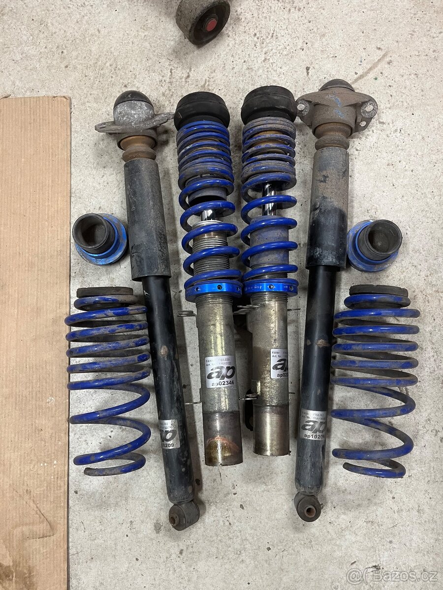 Výškově stavitelný podvozek AP Golf 4 - 3