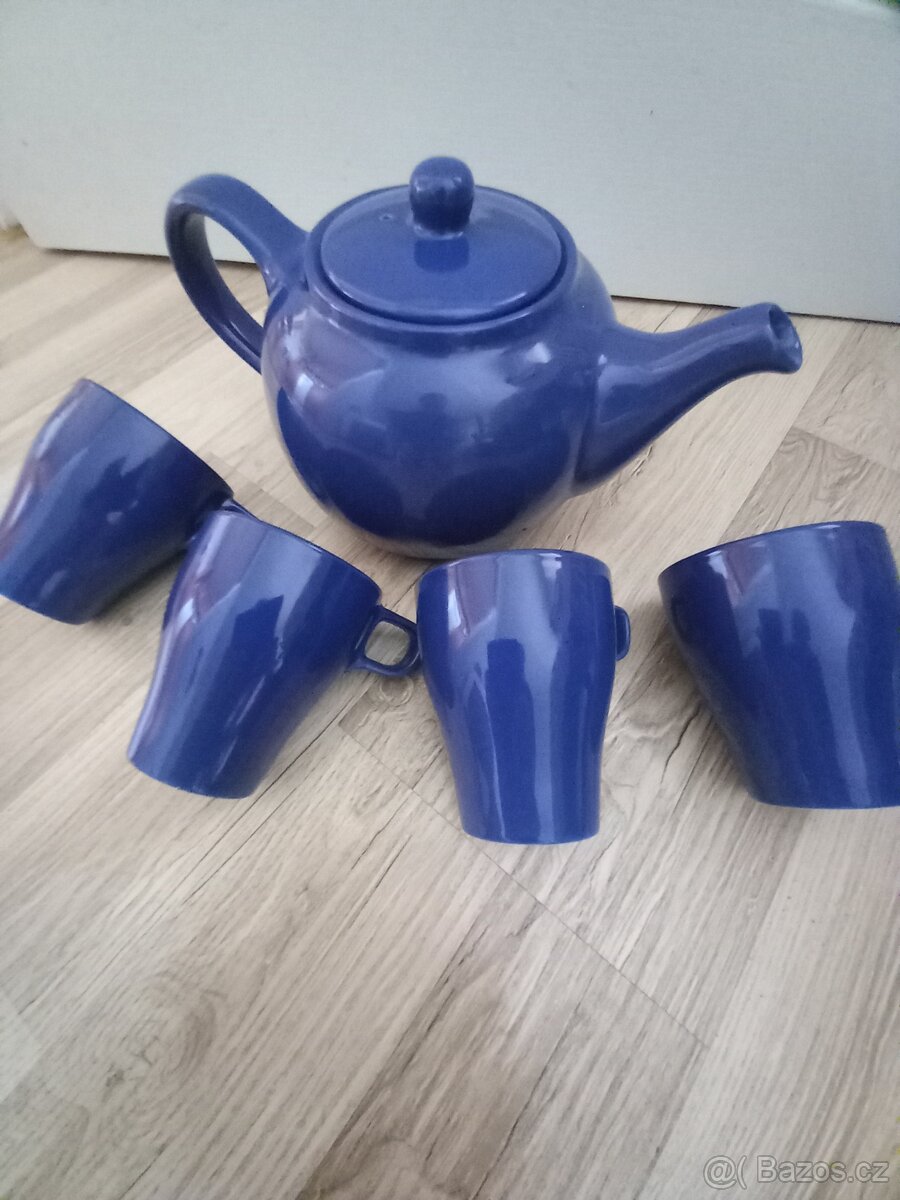 Prodám novou modrou konvici se 4 hrnky IKEA - 3