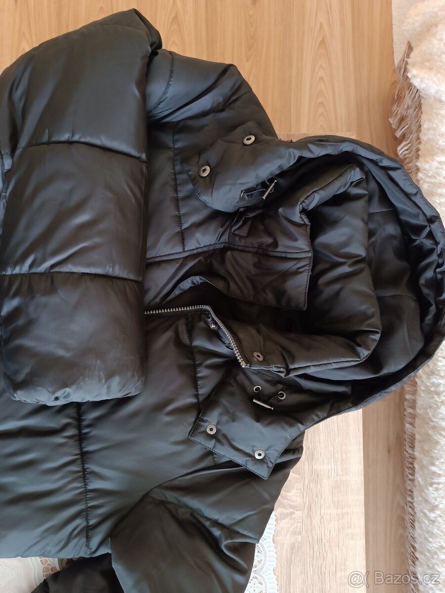 Černý kabát vel. L - 3