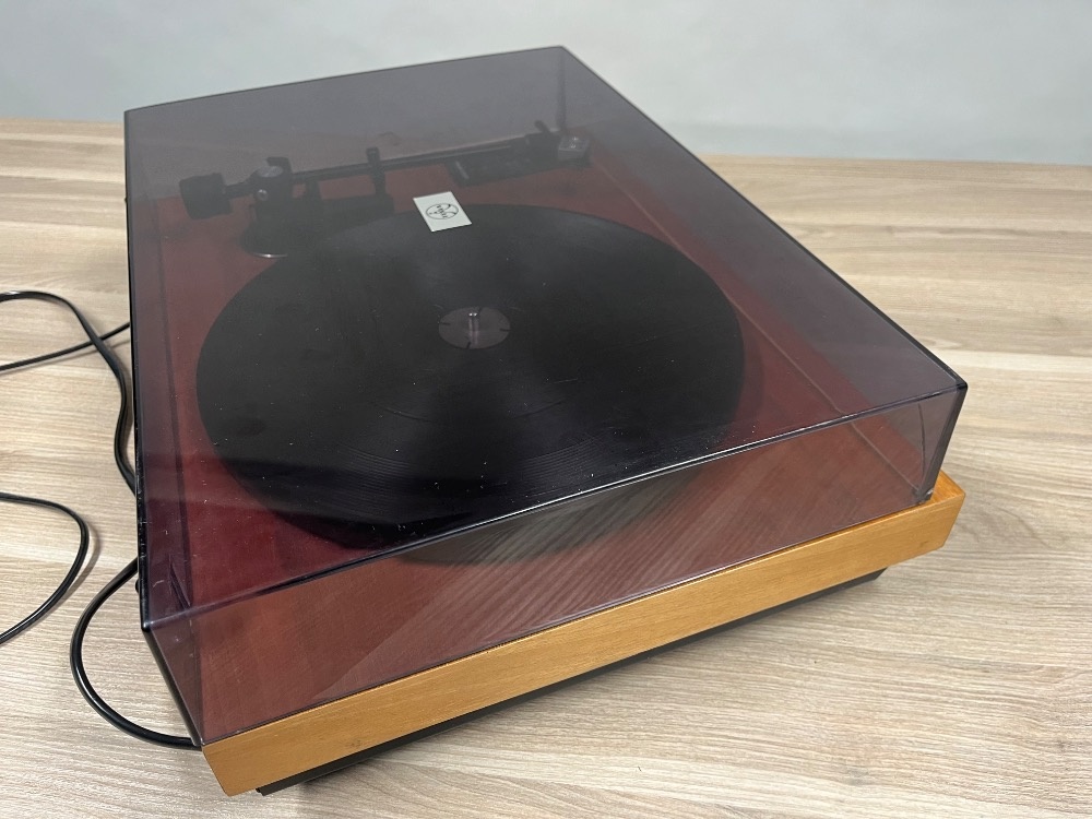 GRAMOFON TESLA NC452 - 3