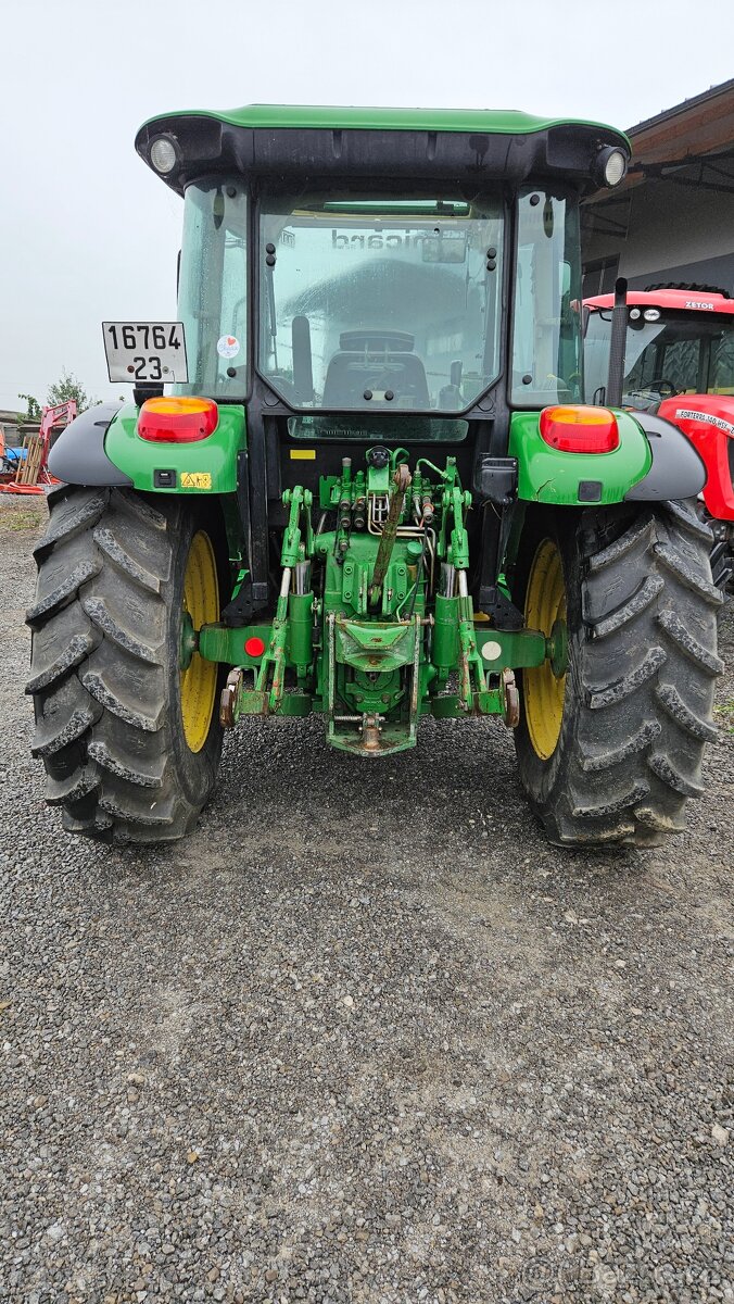 JOHN DEERE 5820R S ČELNyym nakl. 2006 - 3