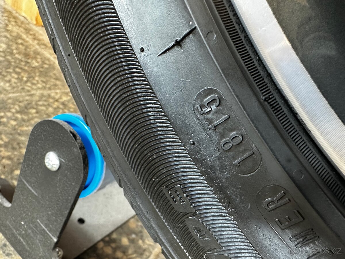 Alu kola 5x114.3 r18 s pneu (zr59 - 3