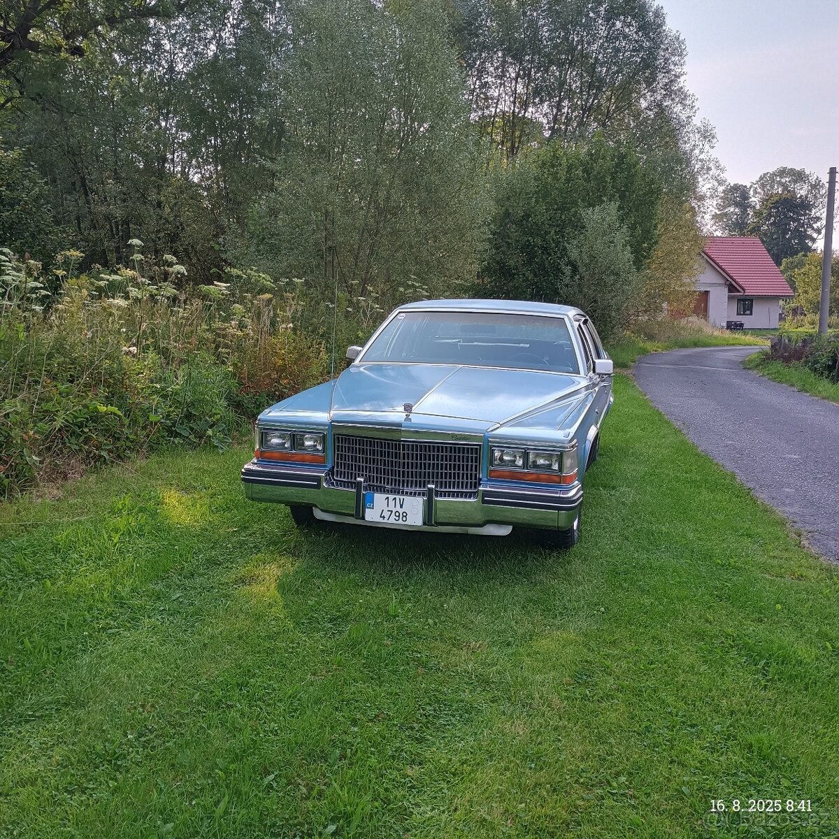 Cadillac sedan deville - 3