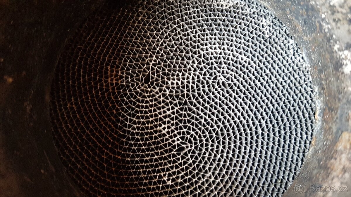 Volvo Renault Scania katalyzátor - 3